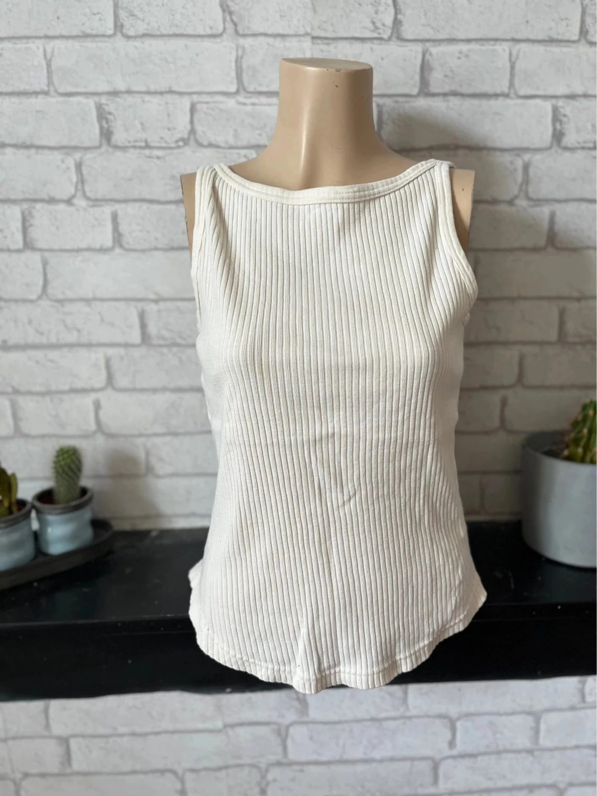Joli débardeur côtelé – Taille 36